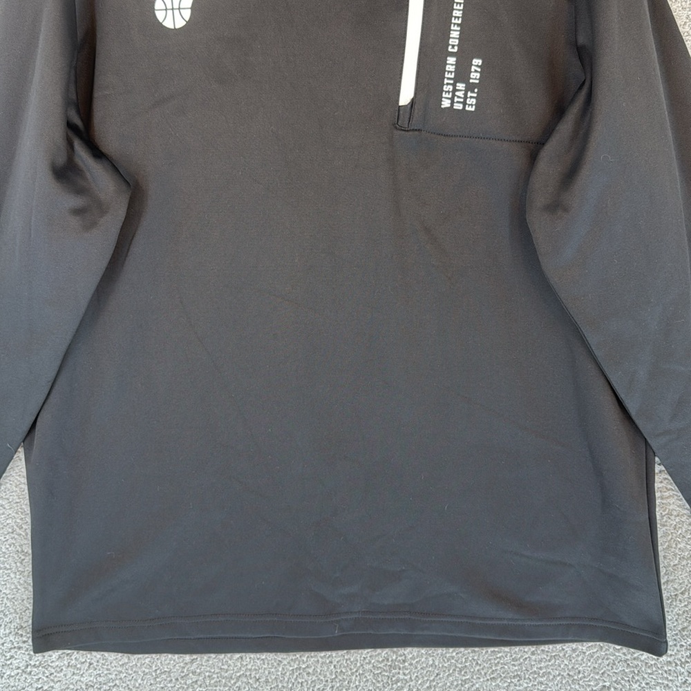 Utah Jazz NBA Black & White Long Sleeve crew neck Men's XL sweater pullover - Picture 3 of 13